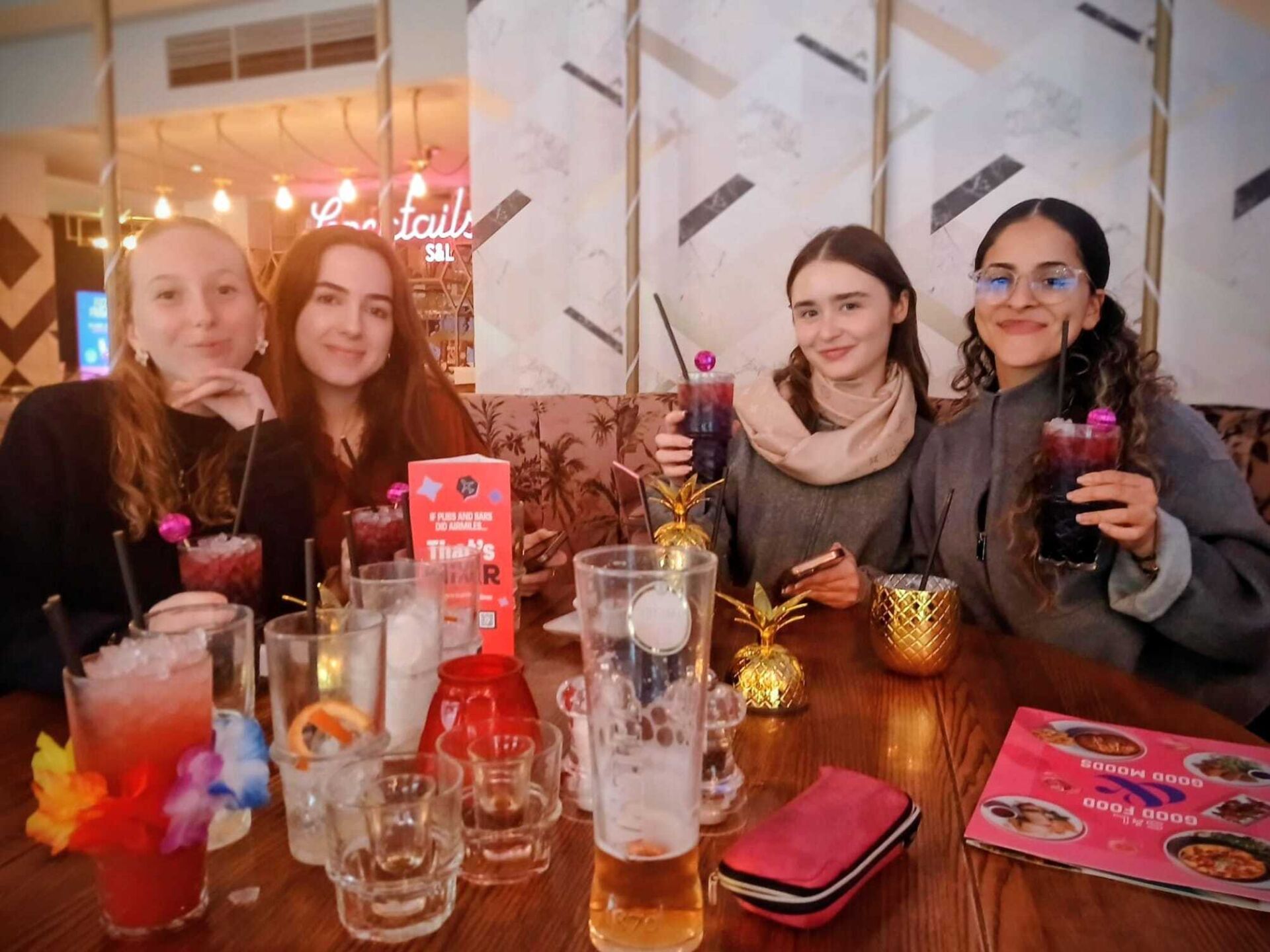 English speaking practise at the pub!